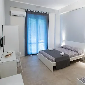 https://le-stanze-dellemiro-palermo.palermohotels.org